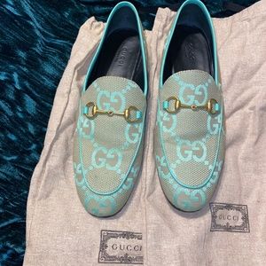 Authentic Women’s Gucci Jordaan GG loafer  size 9